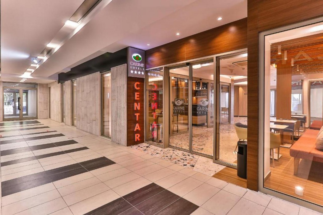 Carine Hotel Centar 34/50