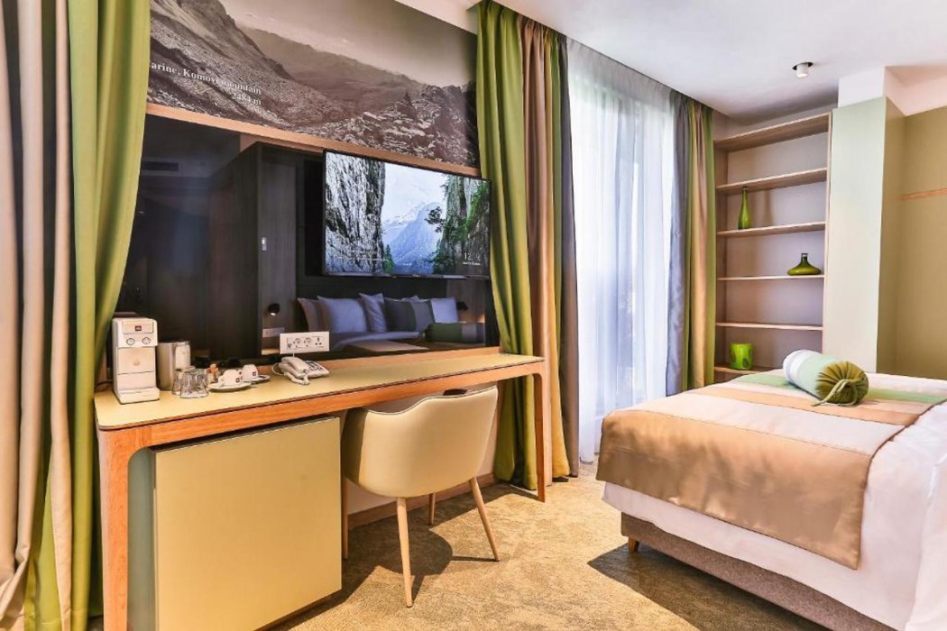 Carine Hotel Centar 16/50