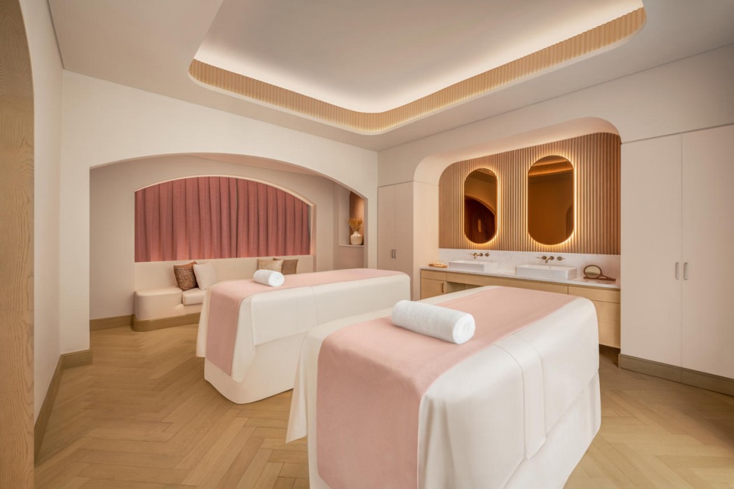 La Festa Phu Quoc, Curio Collection by Hilton 28/75
