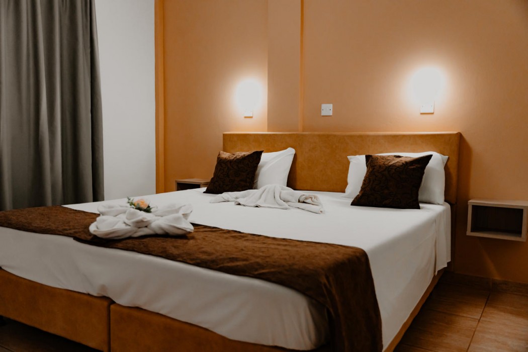 Penelope Beach Hotel 28/77