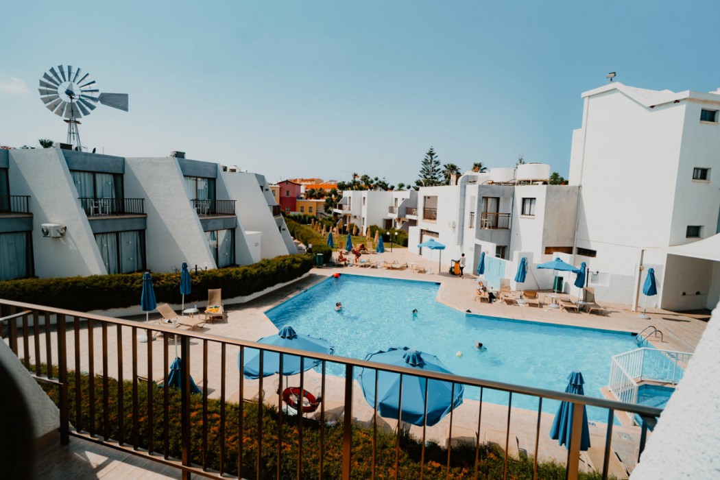 Penelope Beach Hotel 56/77