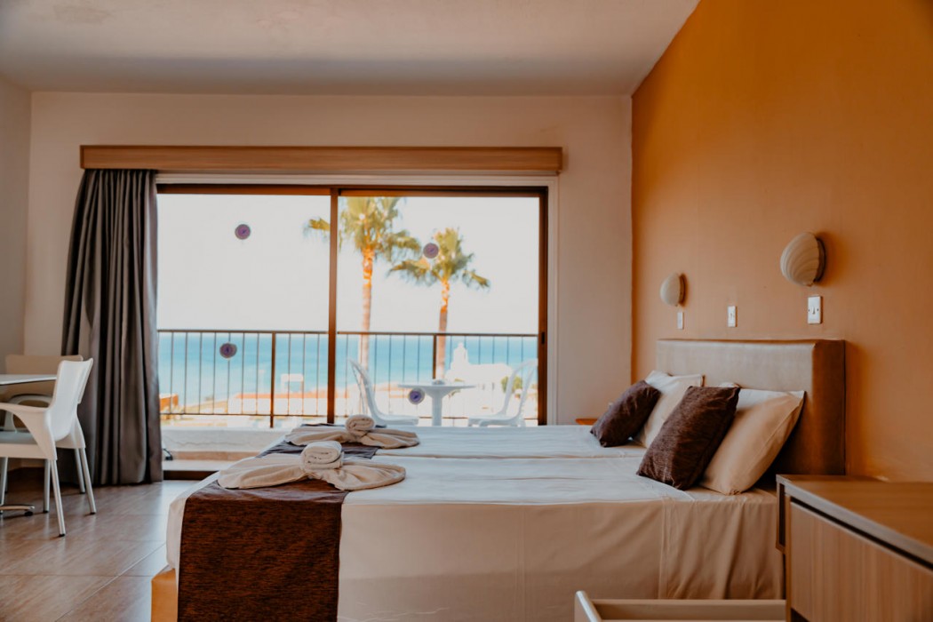 Penelope Beach Hotel 22/77