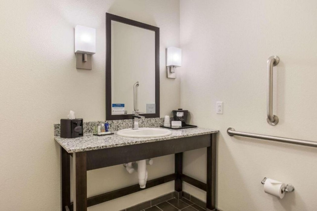 Sleep Inn & Suites Webb City 12/28