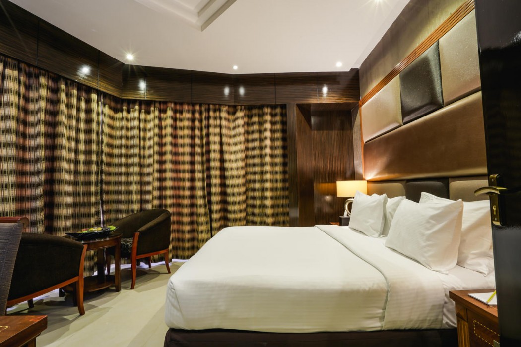 Vendome Plaza Hotel 24/62