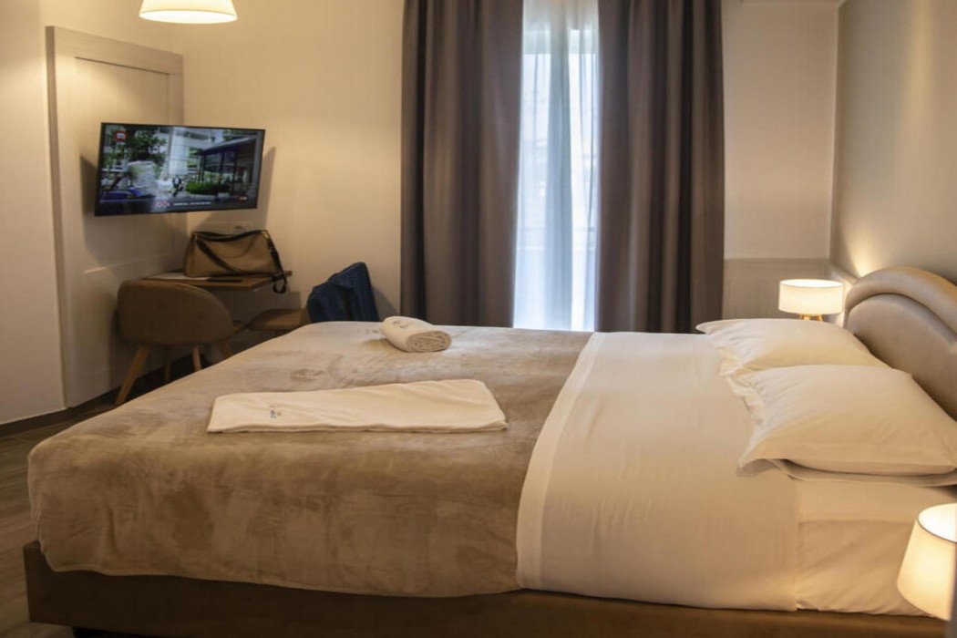 Hotel Adriatico 10/25