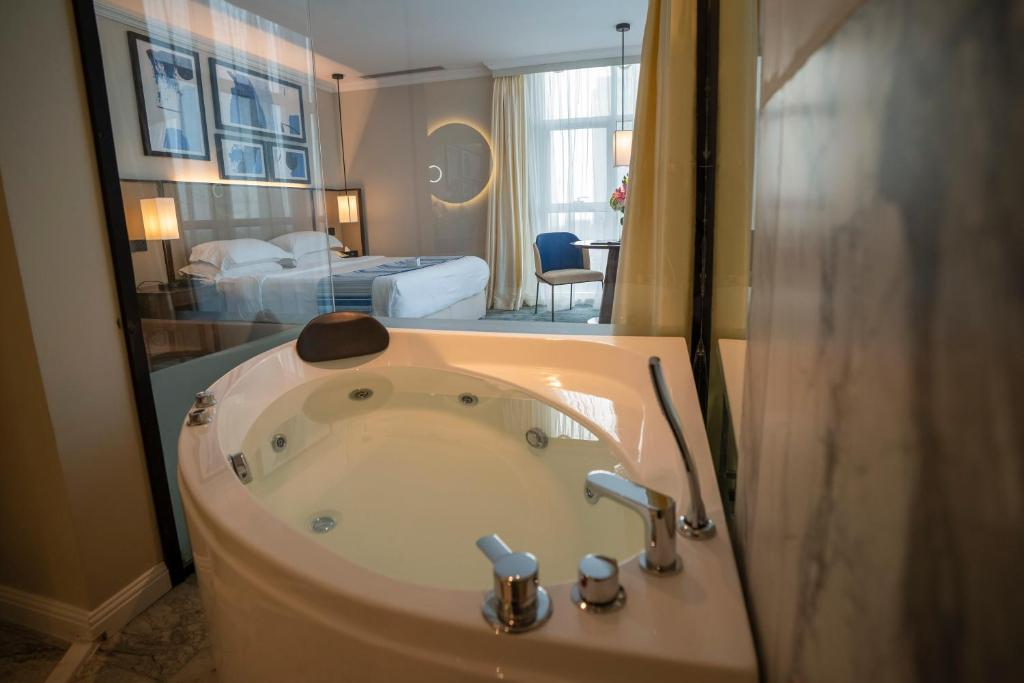 Room at Prime Al Corniche Hotel, JEDDAH