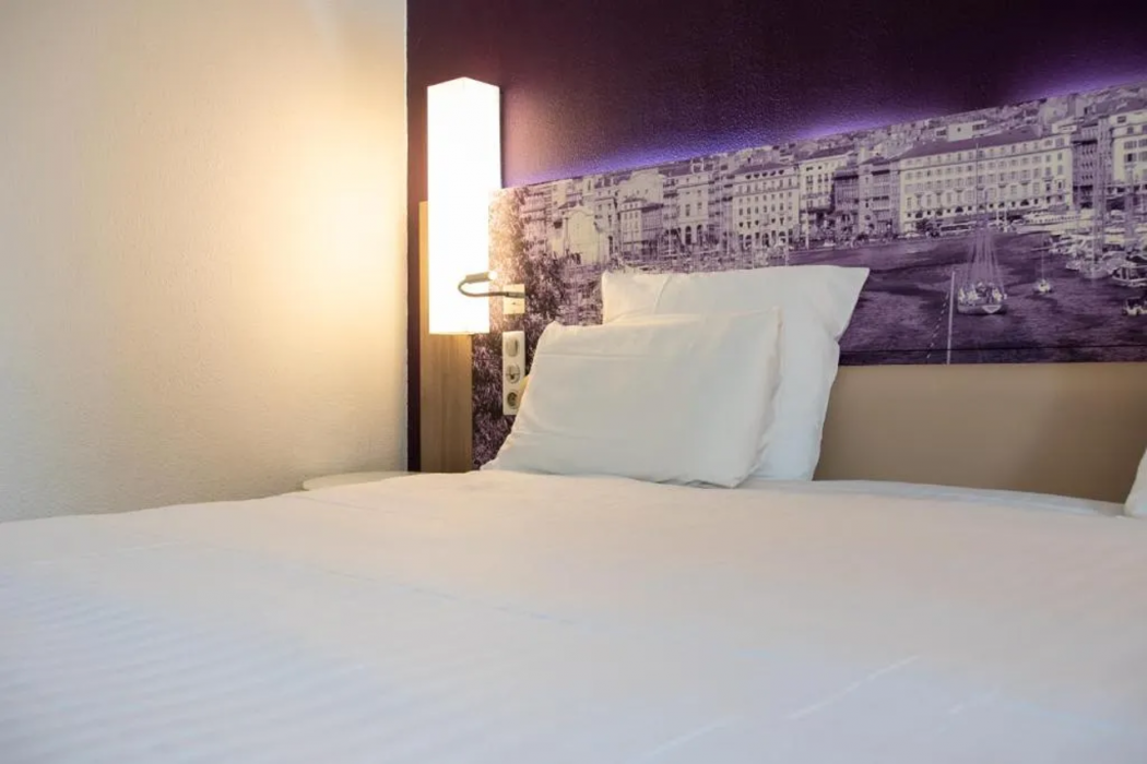 Mercure Marseille Centre Vieux Port 15/66