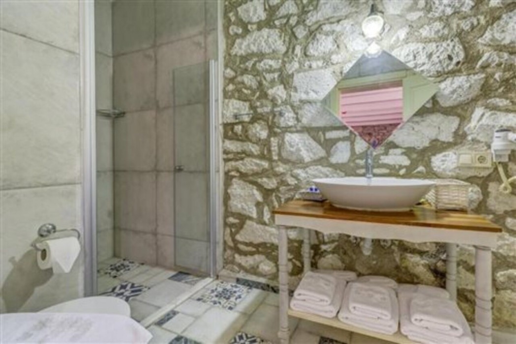 Alacati Sakiz Ev Otel 8/9