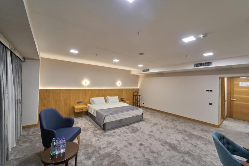 Asli Makon Hotel 12/44