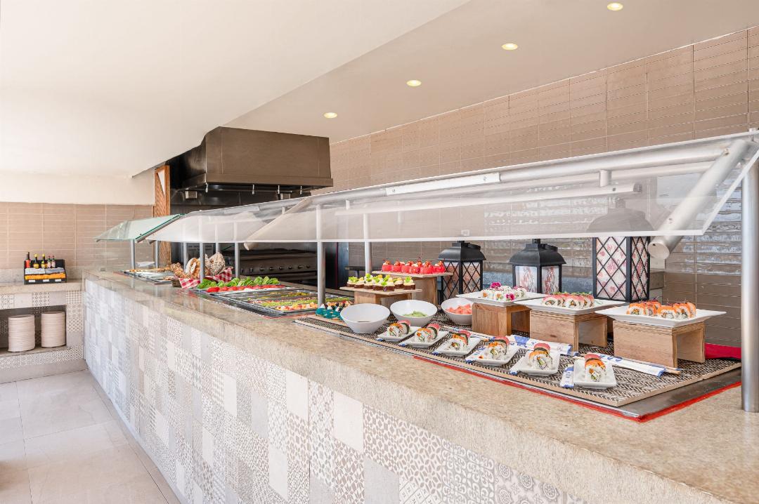 Royal Solaris Cancun All Inclusive 38/76