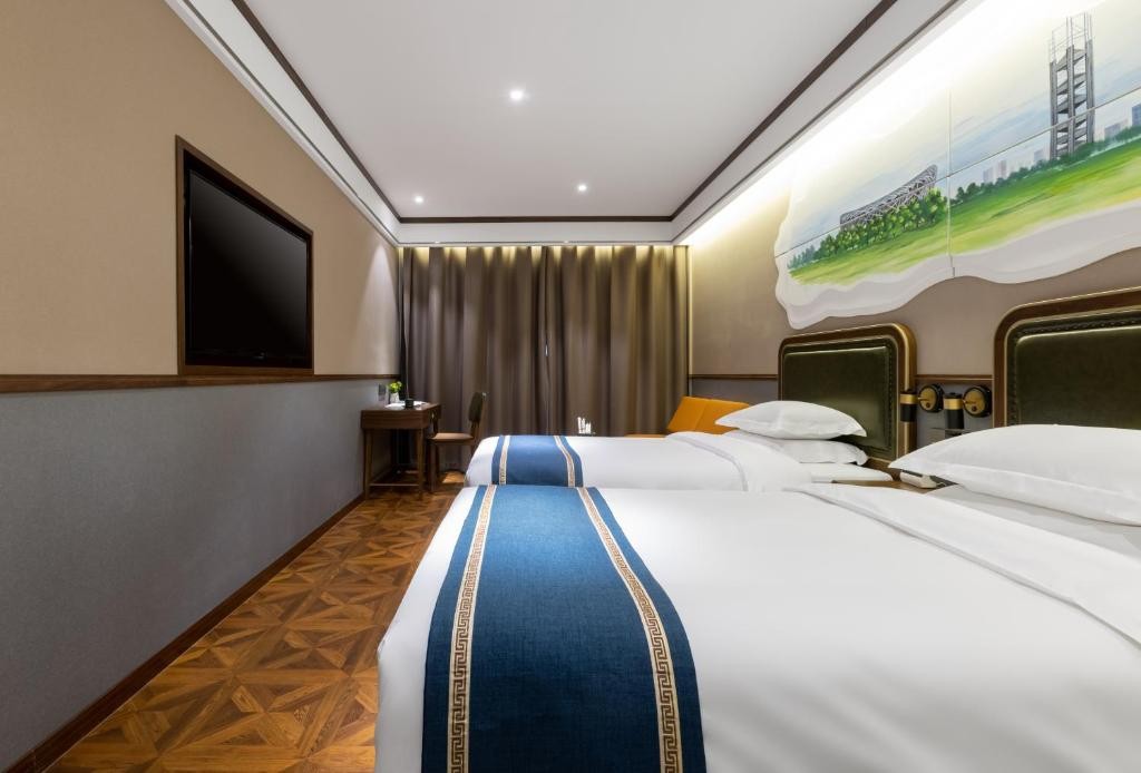 Nostalgia S Hotel (Beijing Nest-type Olympic Stadium Center) 20/57