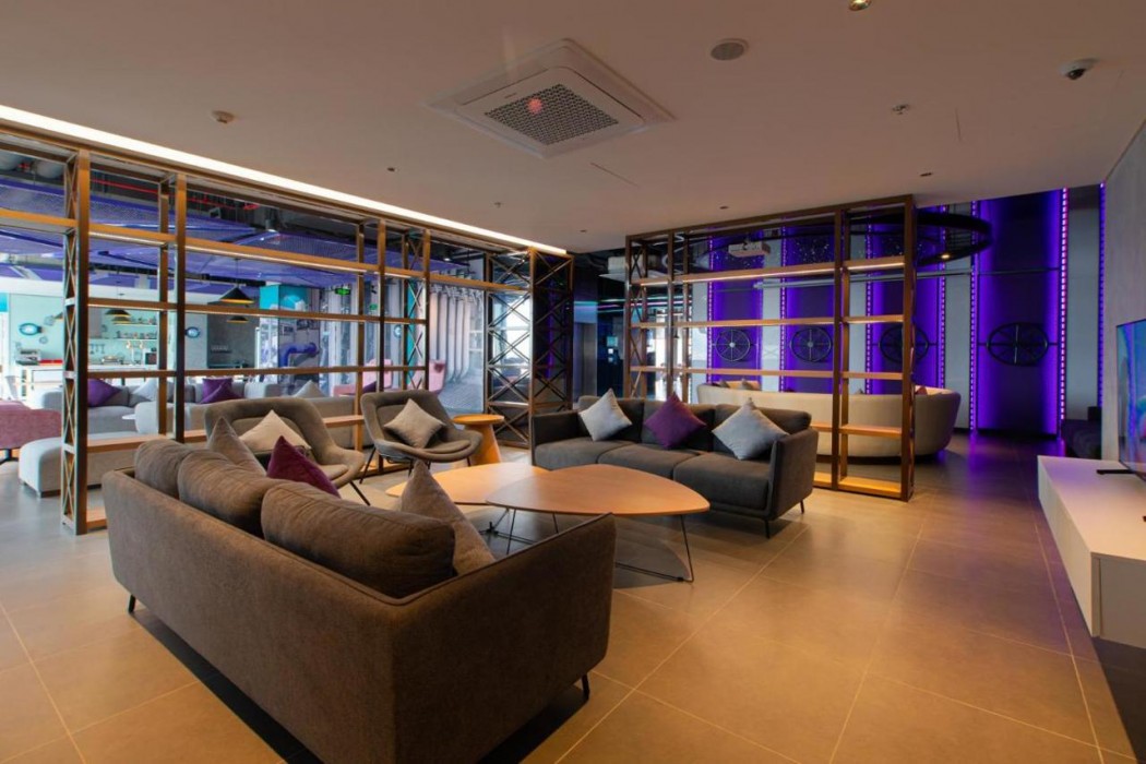 Tru by Hilton Hoa Binh City Centre 12/21
