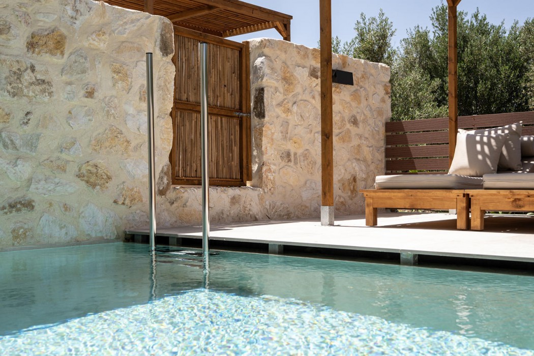 Aegean Houses 84/121