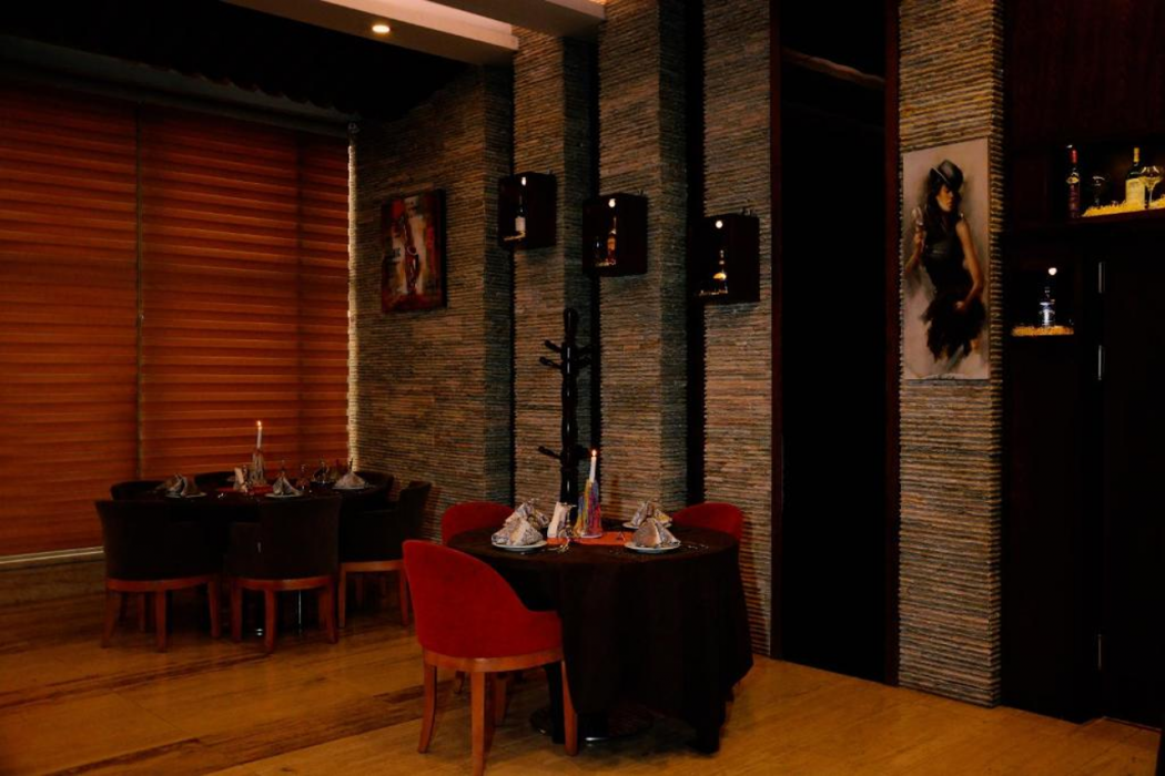Paris Plaza Hotel 30/62