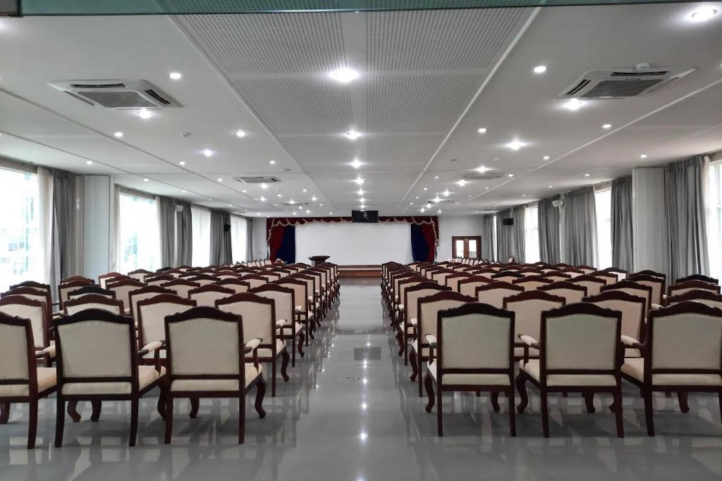 Sisombat Plaza Hotel 41/71