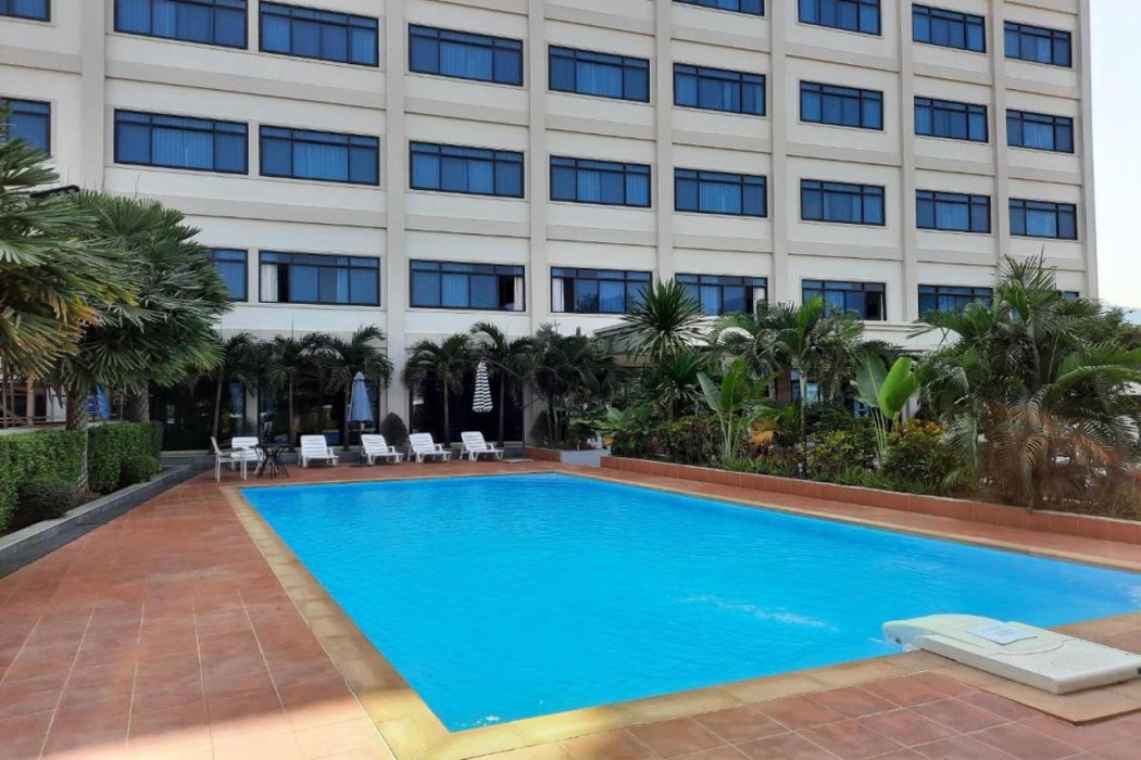 Sisombat Plaza Hotel 44/71