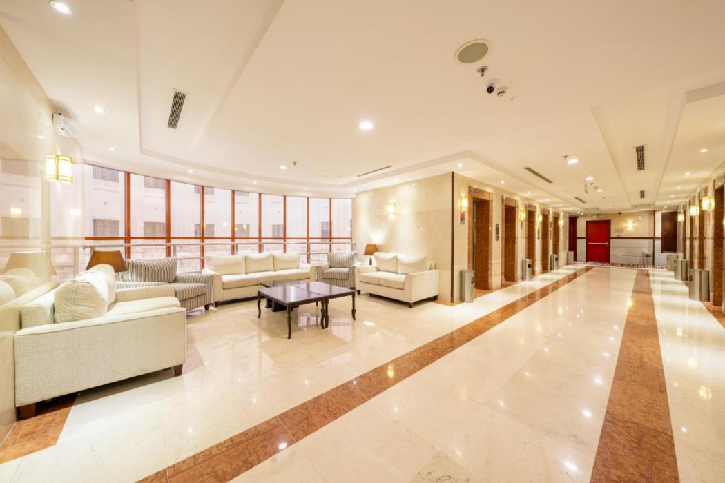 فندق الارض المتميزة(Al Ard Al Motamaizah Hotel) 13/15
