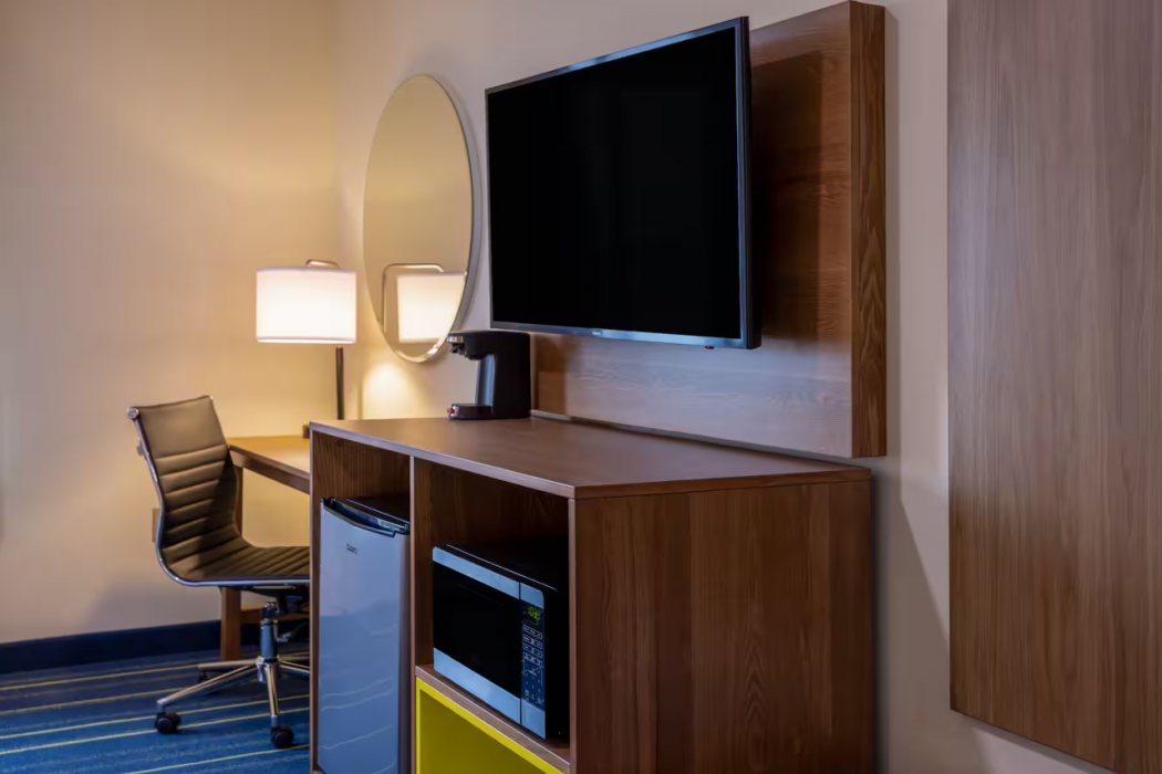 Days Inn by Wyndham Grayson 15/58