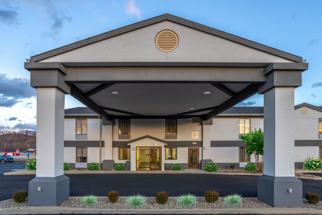 Days Inn by Wyndham Grayson 2/58
