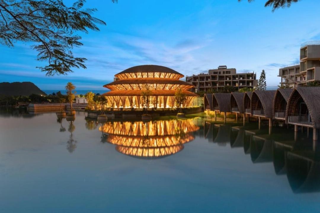 Wyndham Grand Vedana Ninh Binh 2/66