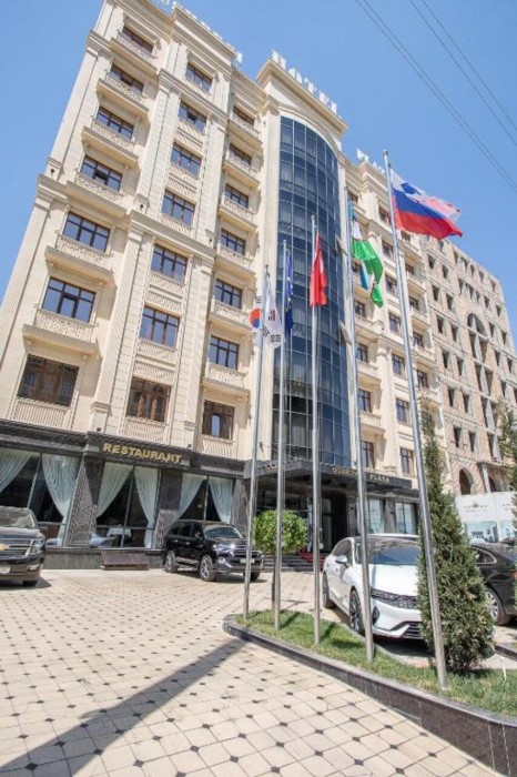 Qushbegi Plaza Hotel 10/40