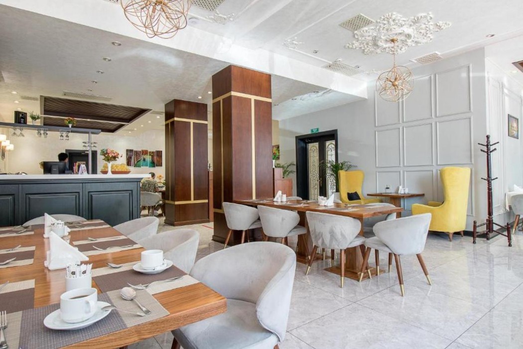 Qushbegi Plaza Hotel 20/40