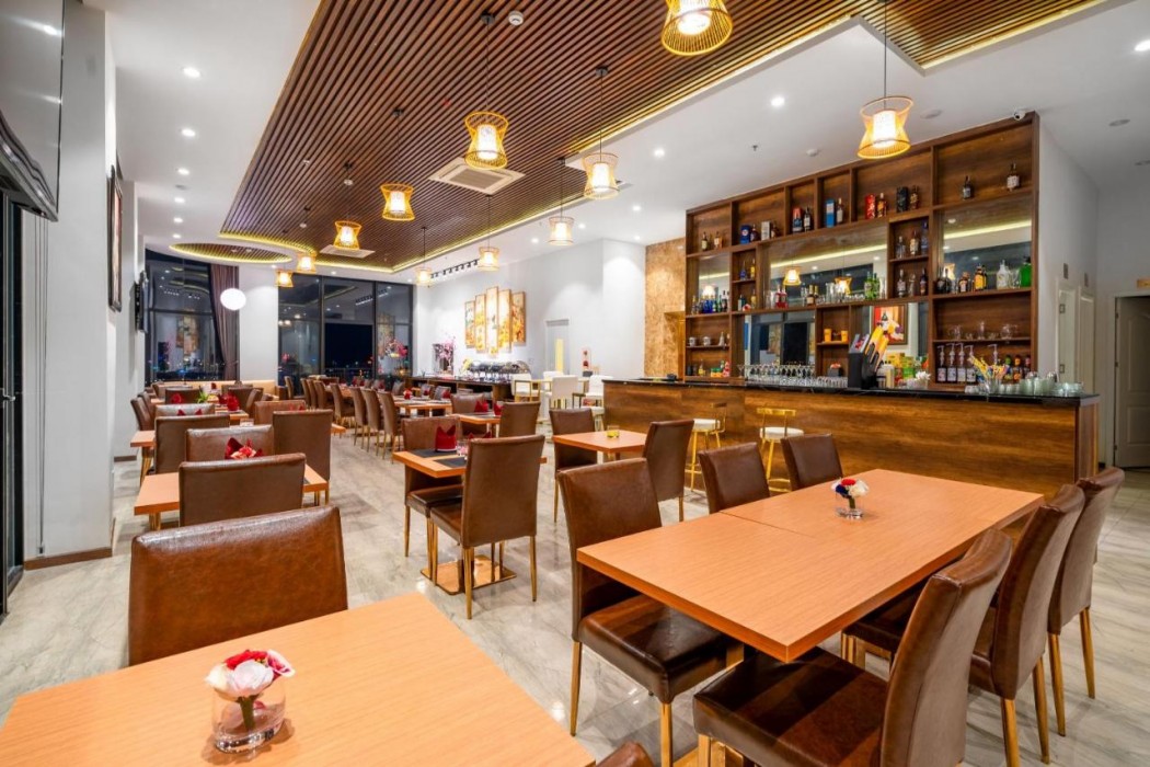 RHM Luxury Hotel And Suite 37/53