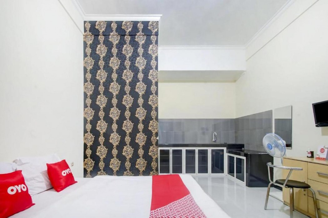 Super OYO Capital O 90151 Guest House 180 11/30