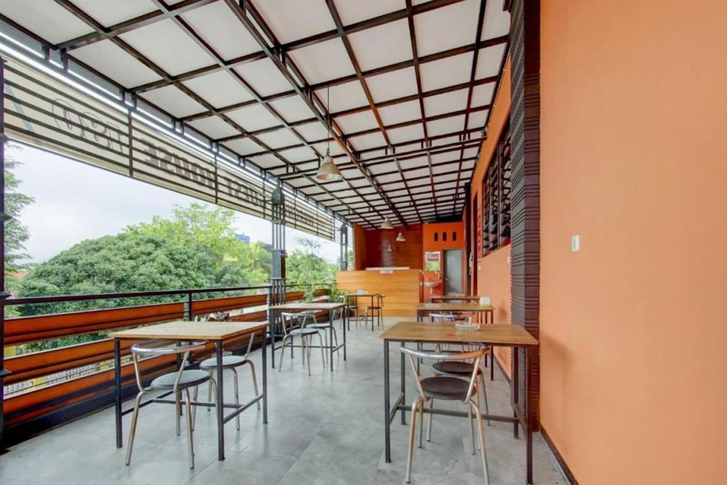 Super OYO Capital O 90151 Guest House 180 photo5