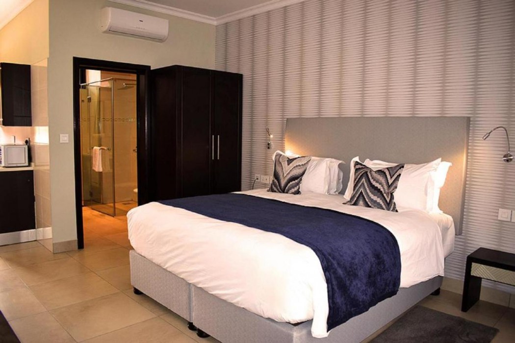 Mythos Hotel 14/19