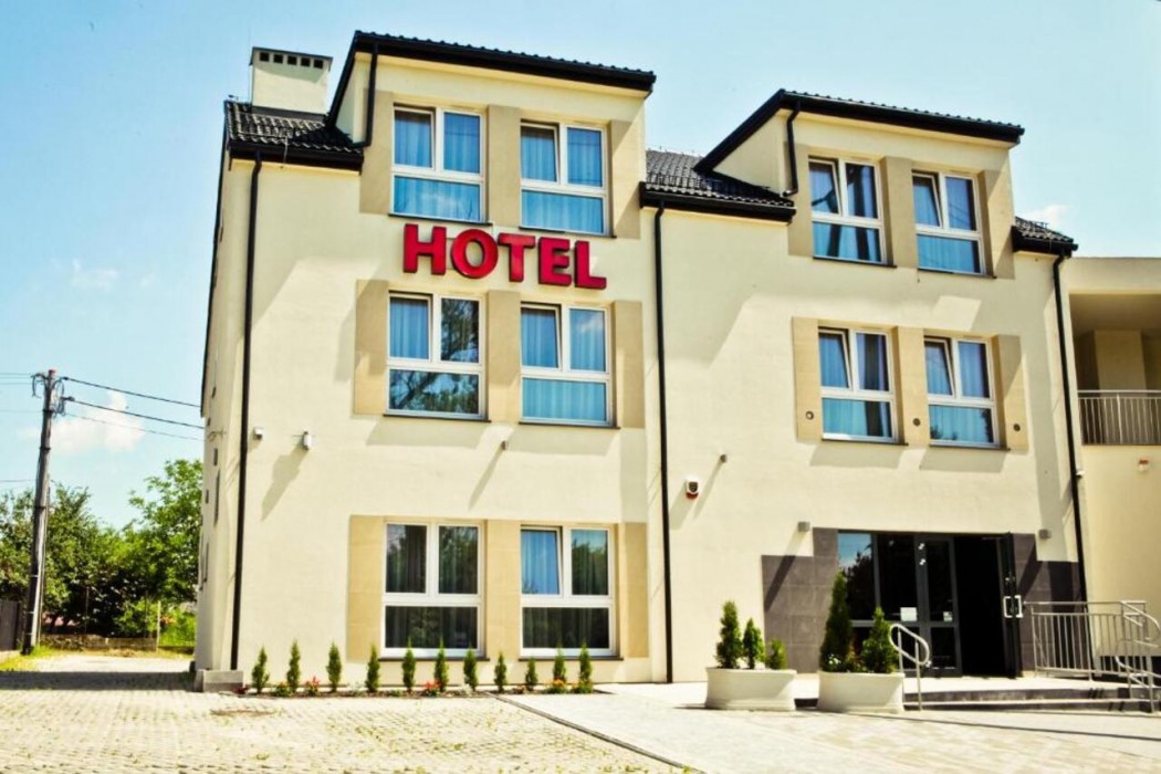 Hotel Sokolowska Airport Modlin 1/45