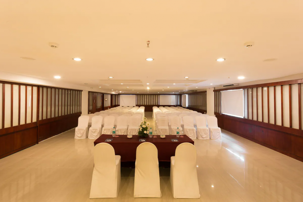 Zip by Spree Hotels Mangala International 9/18
