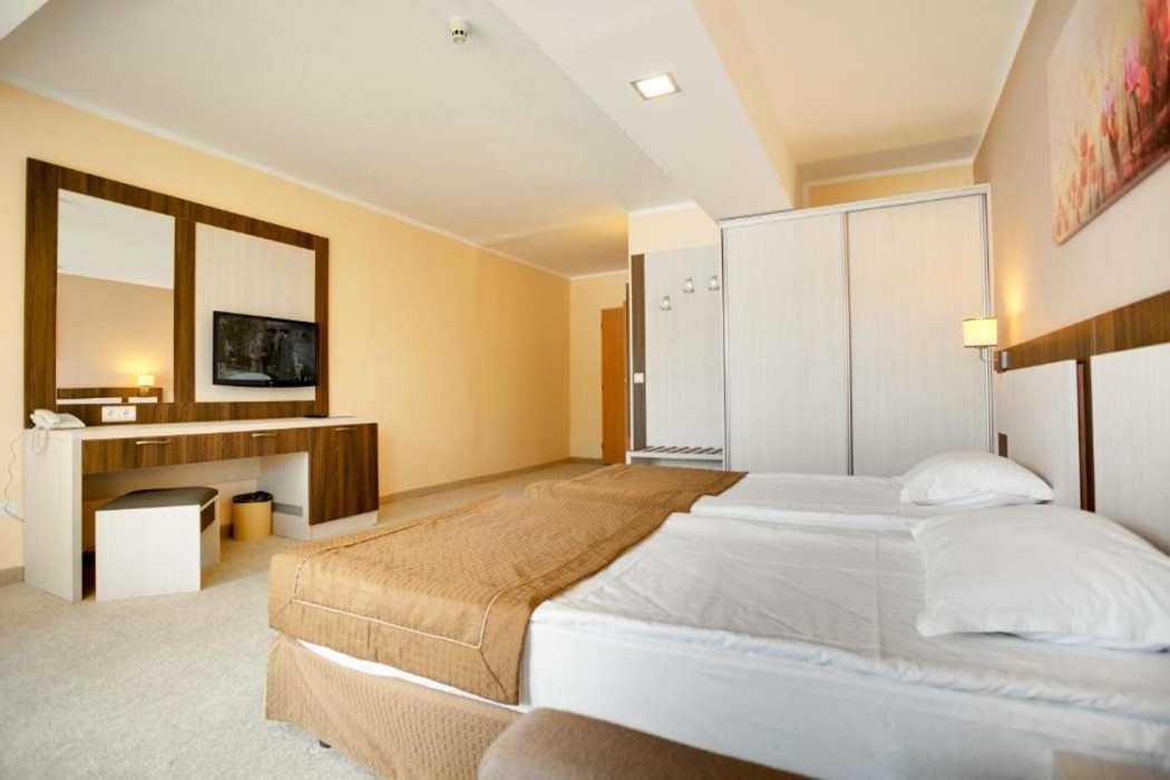 DIT Evrika Beach Club Hotel 15/68