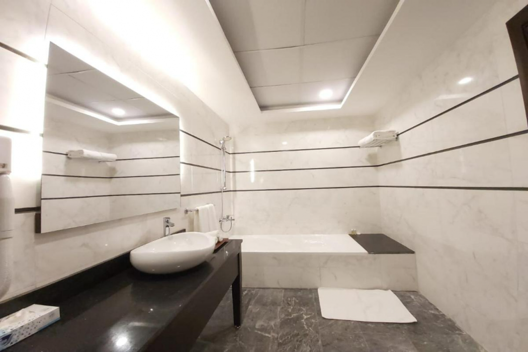 Basrah International Airport Hotel 19/76