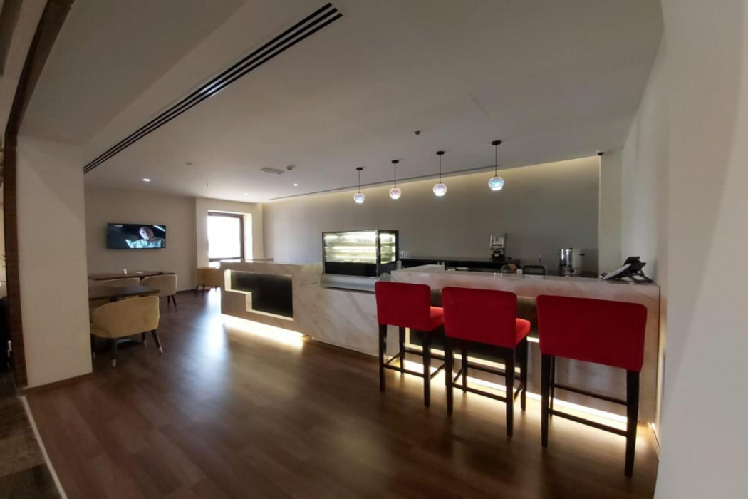 Basrah International Airport Hotel 37/76