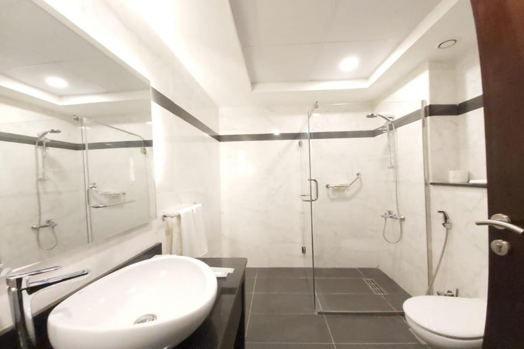 Basrah International Airport Hotel 23/76