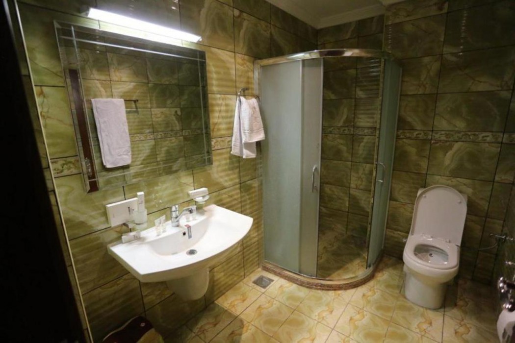 Barada Hotel Najaf 9/25