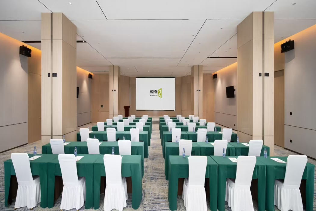 HOME2 SUITES BY HILTON WUHAN XUDONG 16/36
