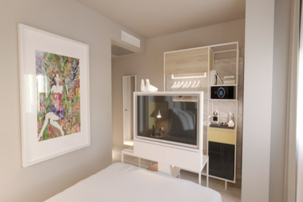 Adesso Hotel 9/50