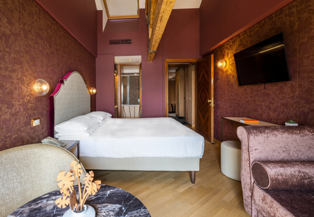 DELUXE DOUBLE ROOM WITH LAGOON VIEW