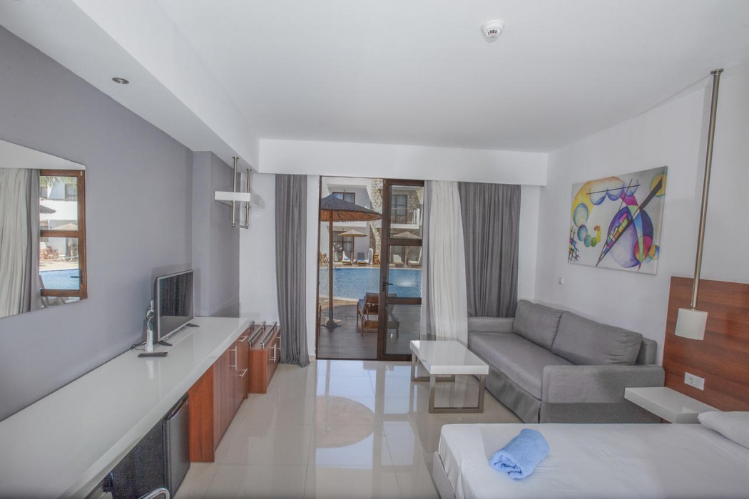 Costa Lindia Blue Star - Adults Only 10/72