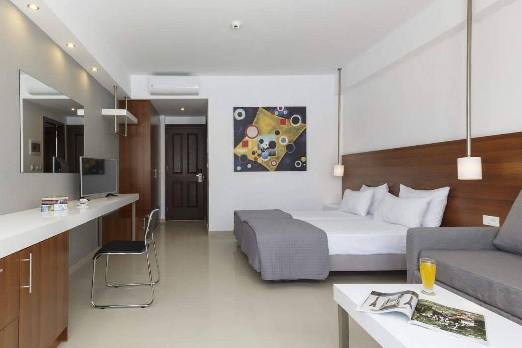 Costa Lindia Blue Star - Adults Only 16/72