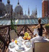 Relais Piazza San Marco 15/39