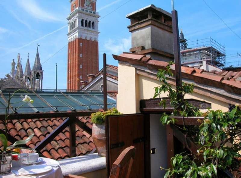 Relais Piazza San Marco 2/39