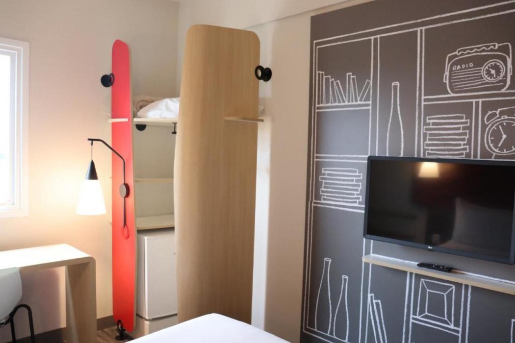 Ibis Guaxupe 7/43