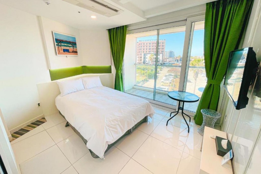 Hamdeok Beach Stay Jeju 10/56