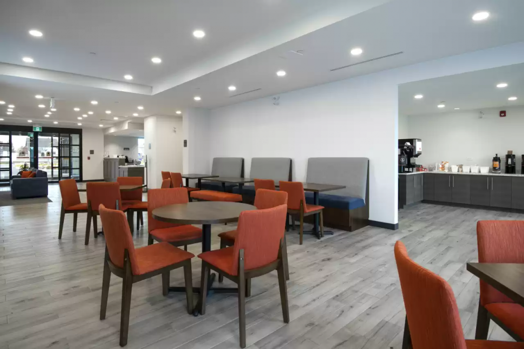 Comfort Inn and Suites Carleton Place ON 12/33