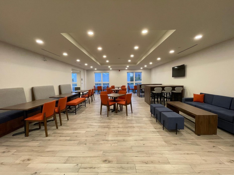 Comfort Inn and Suites Carleton Place ON 14/33