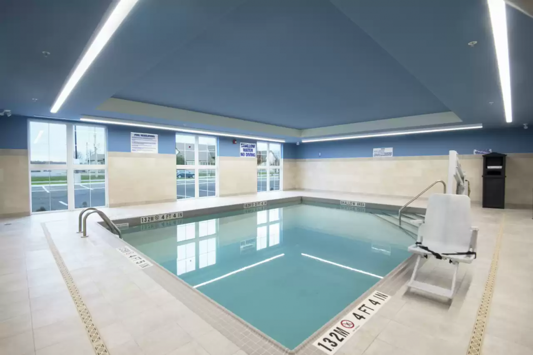 Comfort Inn and Suites Carleton Place ON 19/33