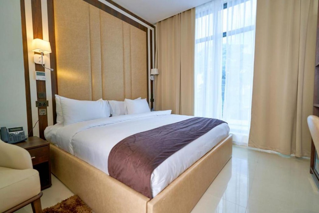 Monty Suites Lekki 13/54
